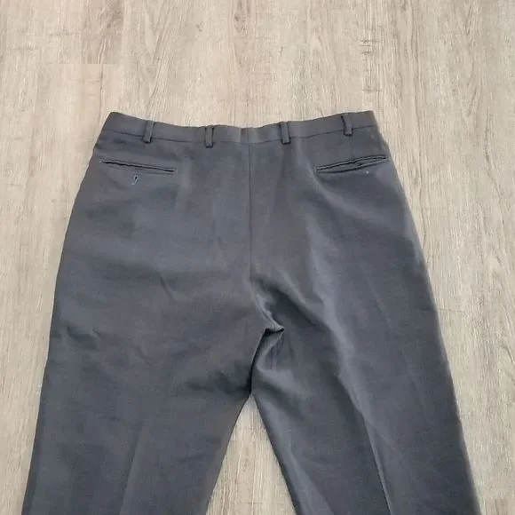 Jos. A. Bank 2 Button Pant Brown Suit ~  Sz 44L Blazer ~ 40W 28.5L Pleated Pants - Picture 10 of 11